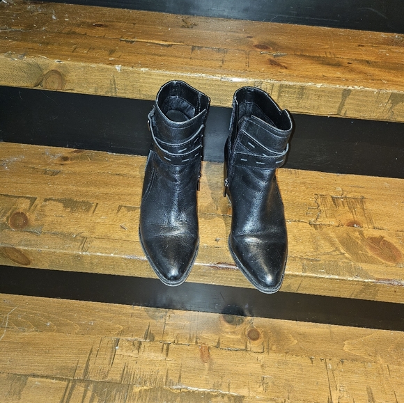 Leather boots - Picture 2 of 4